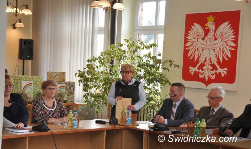 Świdnica: Pracownice GOPSu uratowały życie mężczyźnie 