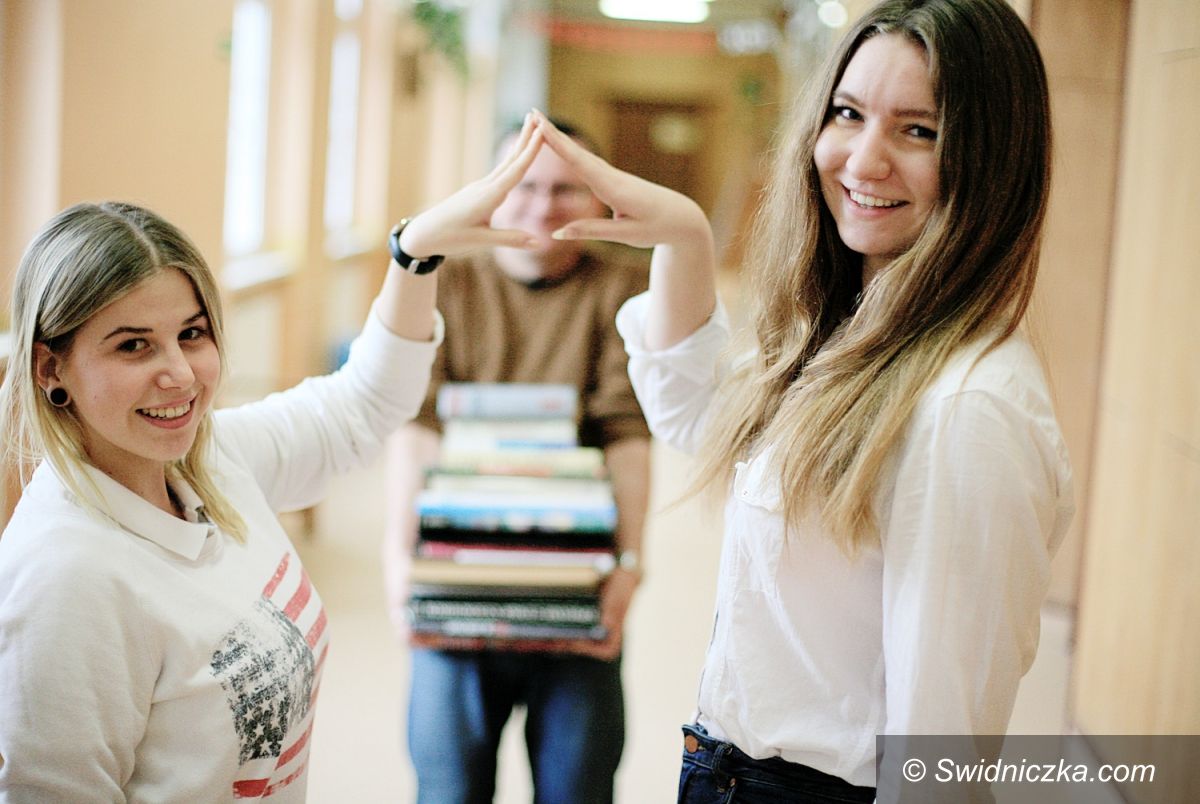 Świdnica: Ania Micińska i Marta Nowicka z I LO w Świdnicy „rekomendowane” do etapu centralnego XXVIII Olimpiady Filozoficznej