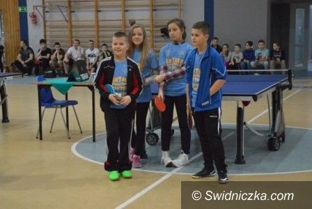 Dobromierz: Strefowe gry w pingponga