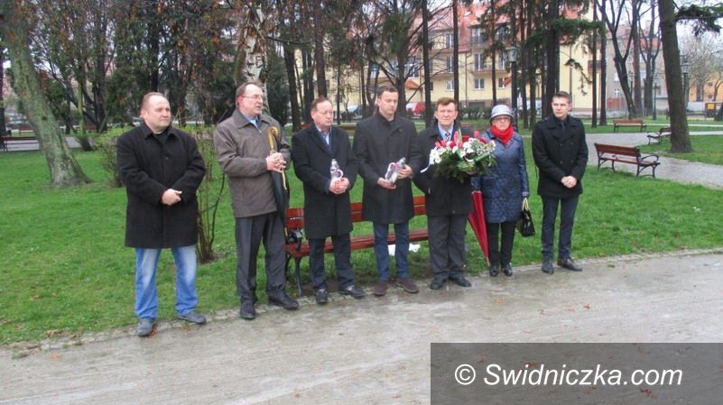 Świebodzice: Świebodzice: 6. rocznica Katastrofy Smoleńskiej 