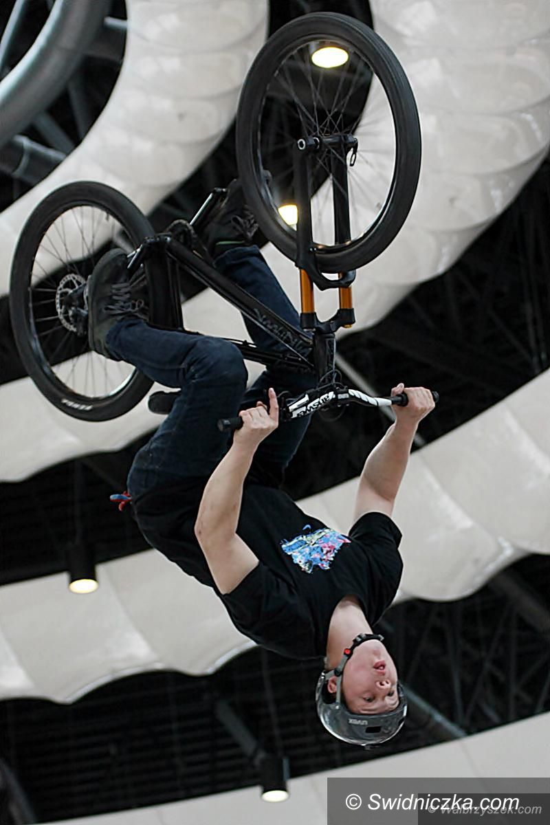 Wałbrzych: Wałbrzych: Rowerowe show w Victorii