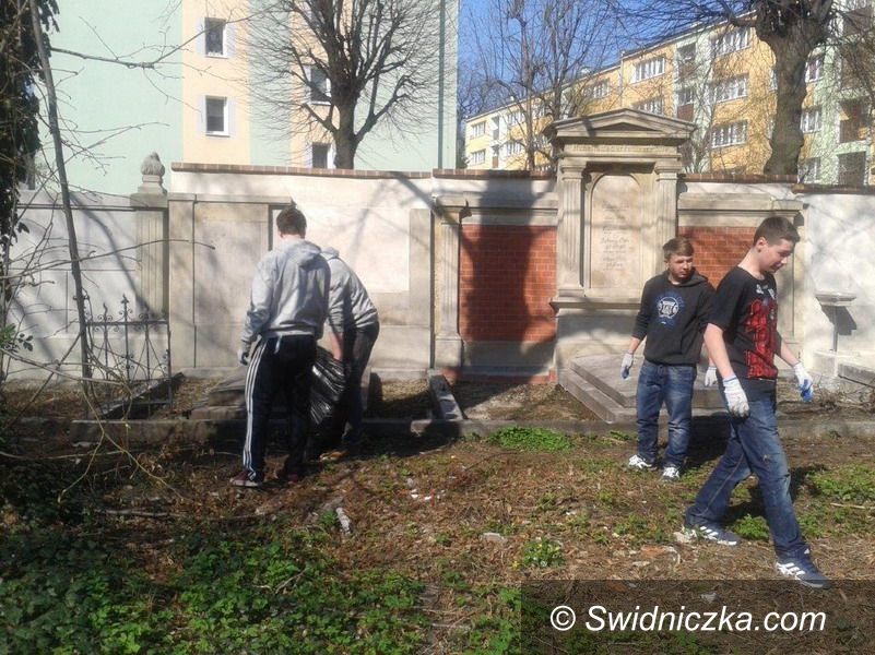 Świdnica: Kampania #2gether4more