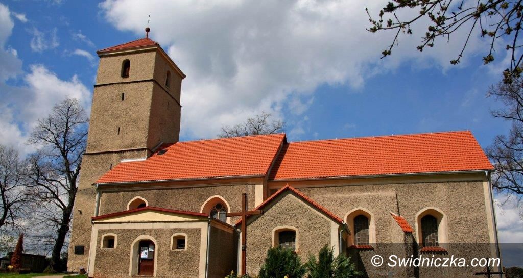 Dobromierz: Dobromierz: Wspieramy remont zabytków
