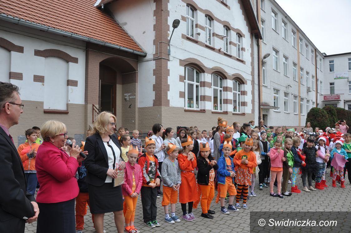 Świdnica: „Aktywny Senior– Uśmiechnięty Junior”