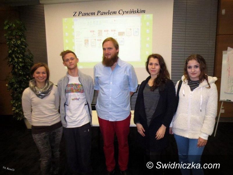 Strzegom: ZS w Strzegomiu finiszuje w projekcie „Nasz Świat"