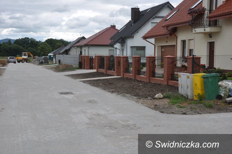Gmina Świdnica: Remontują drogi gminne i powiatowe