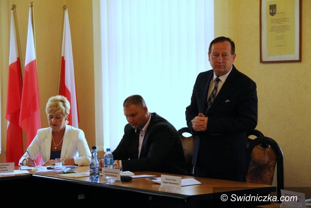Świebodzice: Absolutorium dla burmistrza