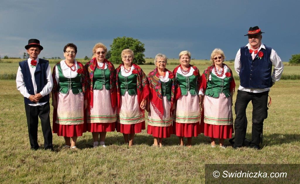 Czernica: Jak bawiła się Czernica?