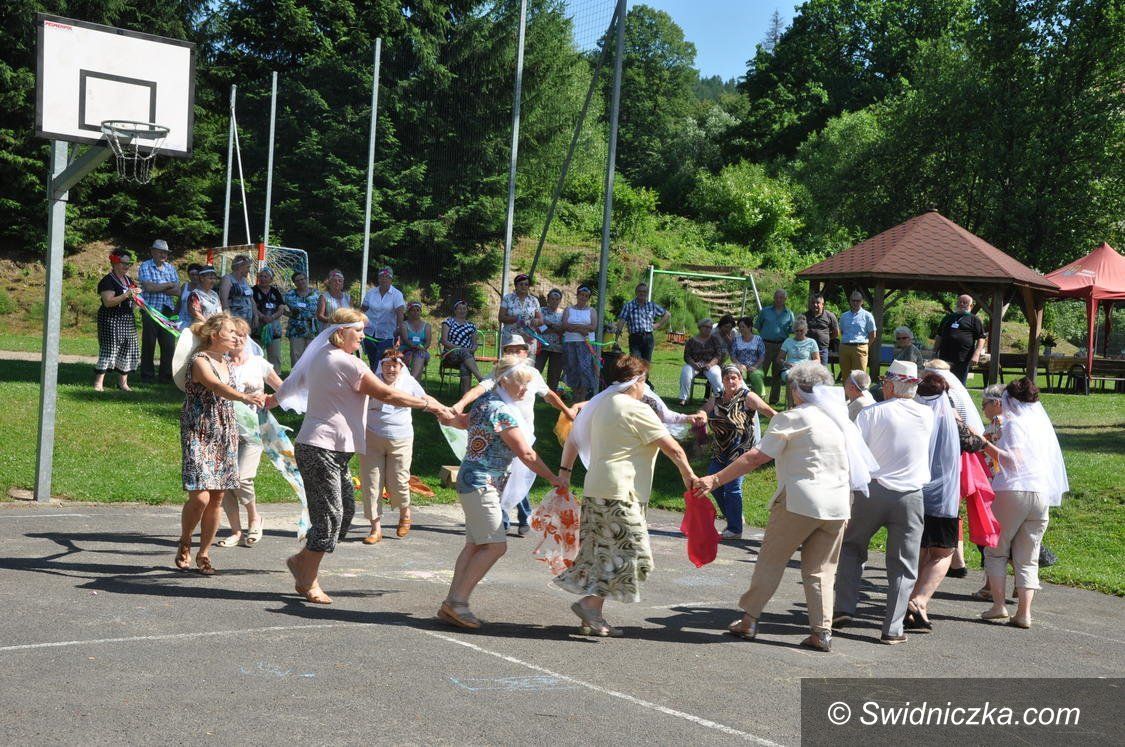Lubachów: Przyjacielskie więzi