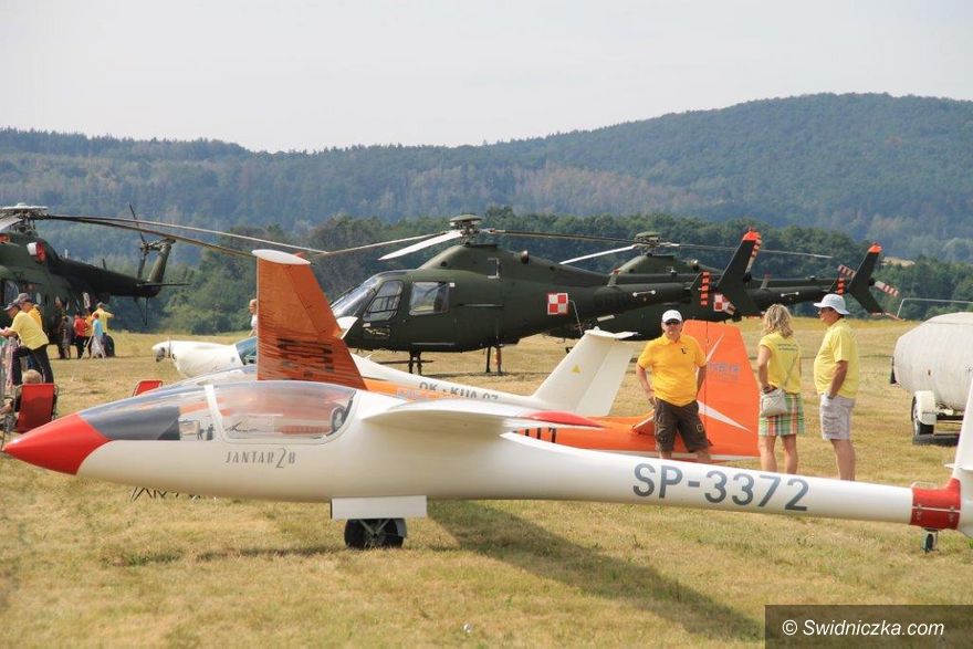 Świebodzice: Była adrenalina na pikniku lotniczym w Świebodzicach!