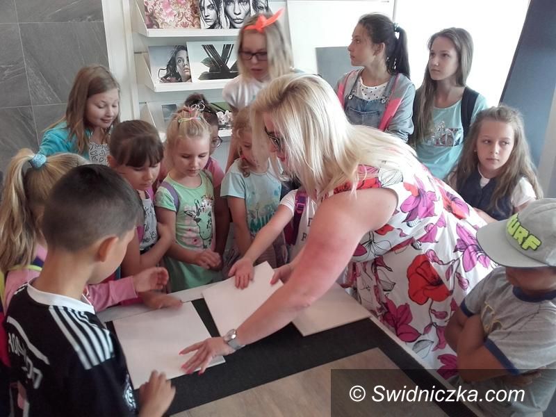 Żarów: Kolorowo w Colorobbi