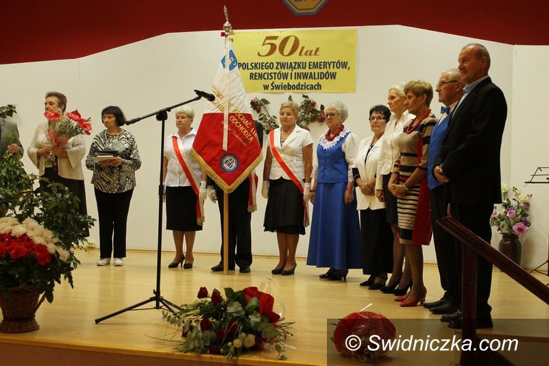 Świebodzice: 50–lecie Polskiego Związku Emerytów, Rencistów i Inwalidów w Świebodzicach