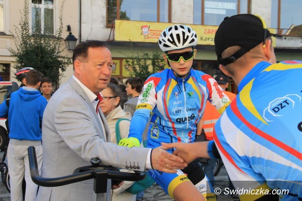 Świebodzice: Rowerowy zawrót głowy