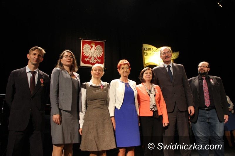 Świdnica: Medale dla nauczycieli Zespołu Szkół Mechanicznych