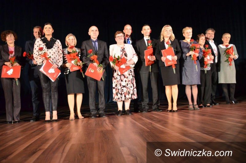 powiat świdnicki: Gala z okazji Dnia Nauczyciela
