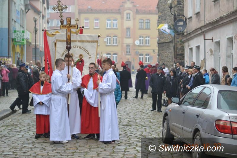 Strzegom: Relikwie Św. Jana Pawła II w strzegomskiej bazylice