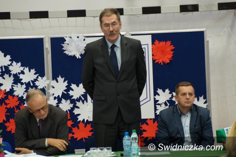 Jaworzyna Śląska: Wizyta Kuratora Oświaty w Pastuchowie