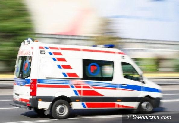 Świdnica: Nowa karetka dla świdnickiego pogotowia