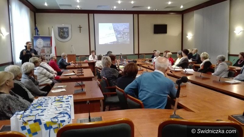 Świebodzice: Pudełko życia