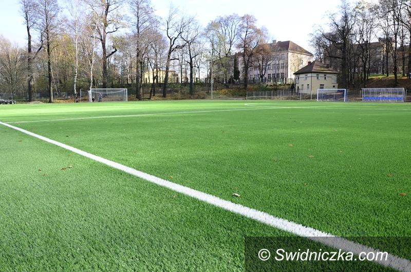 Żarów: Boisko z certyfikatem FIFA