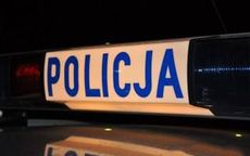 Świdnica: Nastolatka próbowała ukraść ubrania ze sklepu i biła pięściami ekspedientkę