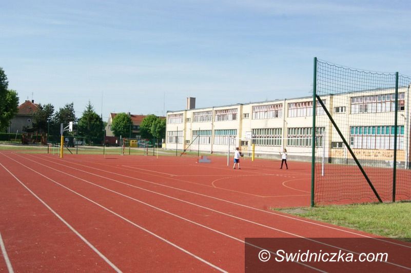 Żarów: Ponad dwa miliony na remonty placówek oświatowych