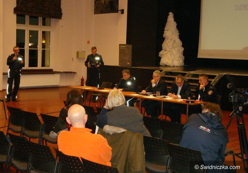 Świdnica: Istnieje problem parkowania pojazdów na terenie Świdnicy