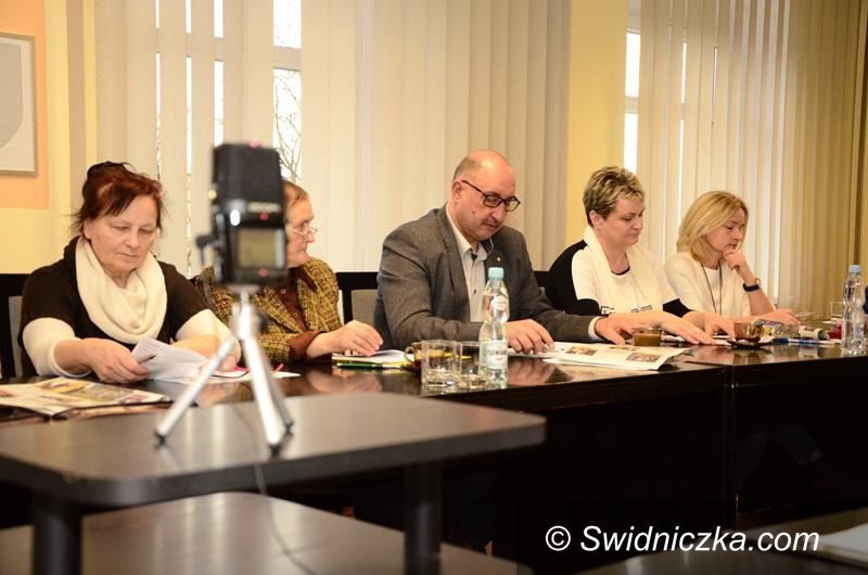 Żarów: Więcej pieniędzy na renowację zabytków