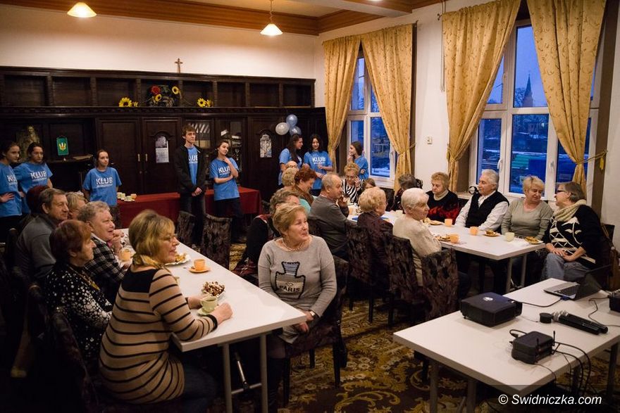 Jaworzyna Śląska: Świętowanie z Babciami i Dziadkami