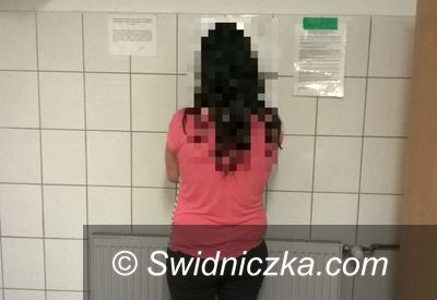 Świdnica: Nietrzeźwa matka wiozła w wózku 4–miesięczną córeczkę