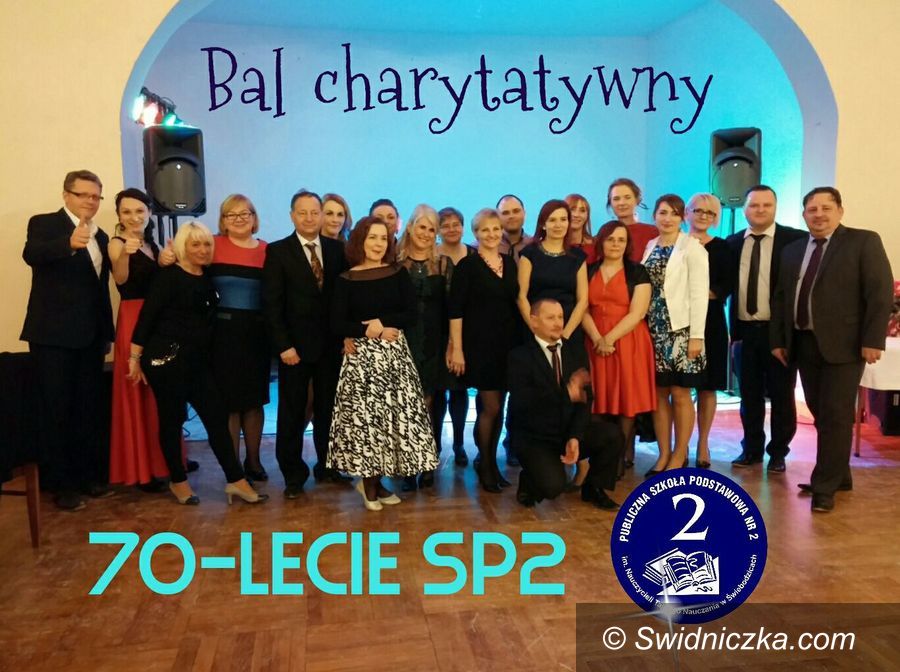 Świebodzice: 70–lecie szkoły i bal charytatywny