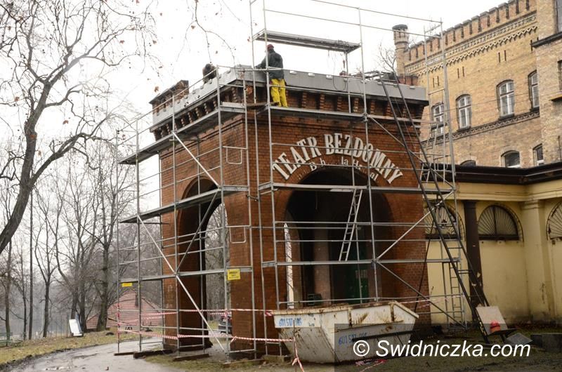 Żarów: Dach do remontu
