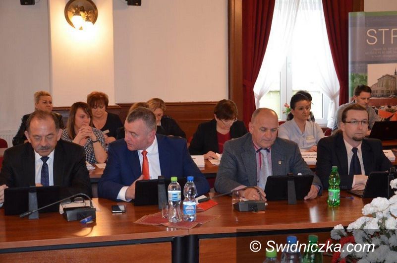 Strzegom: O sprawach oświatowych i nie tylko