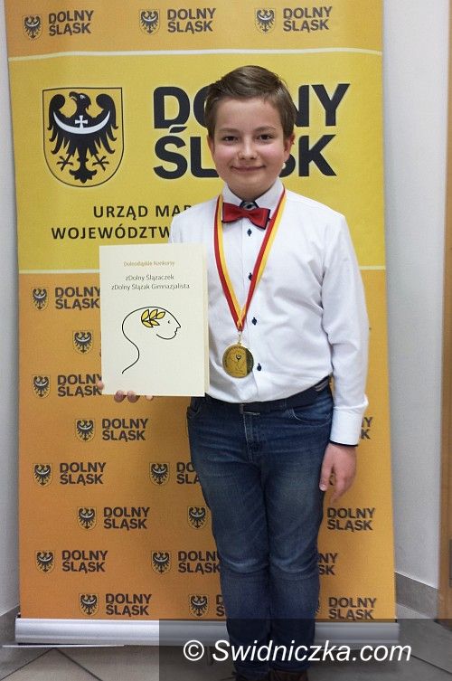Witoszów Dolny: Bartosz świetnie zna język angielski