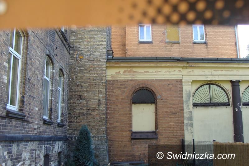 Żarów: Dach po remoncie