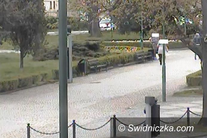 Świdnica: Zamiast kwiatów, otrzymał mandat