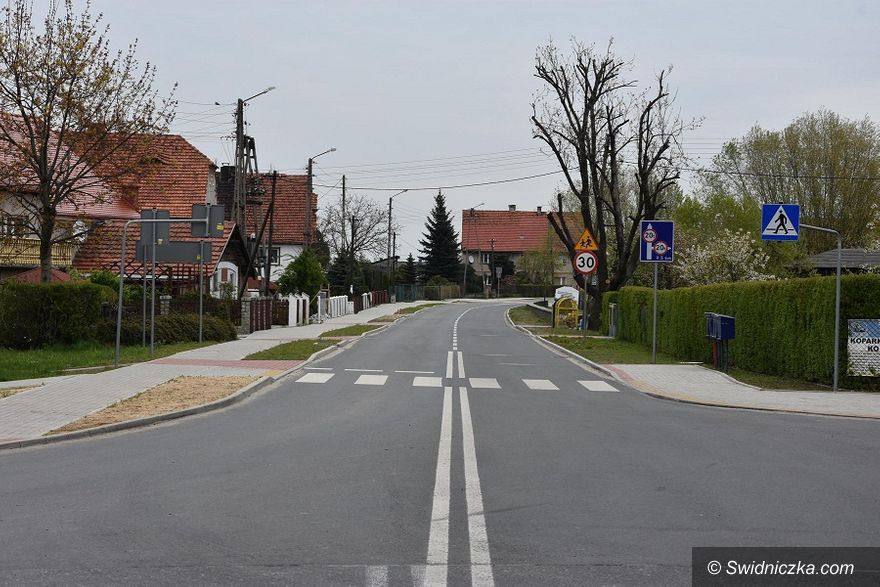 Gmina Świdnica: Zrobią drogę na odcinku Boleścin–Krzczonów