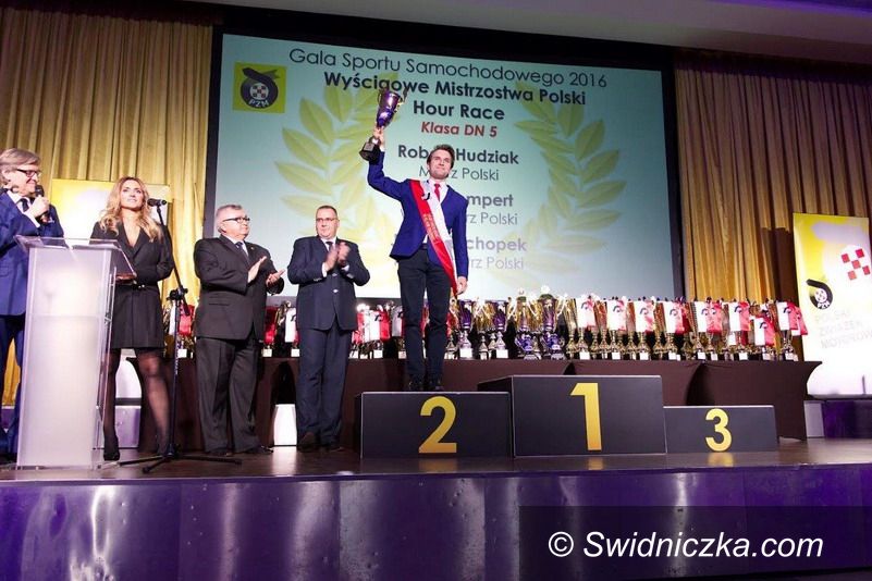 Świdnica: Młody świdniczanin rozpoczyna sezon wyścigowy 2017