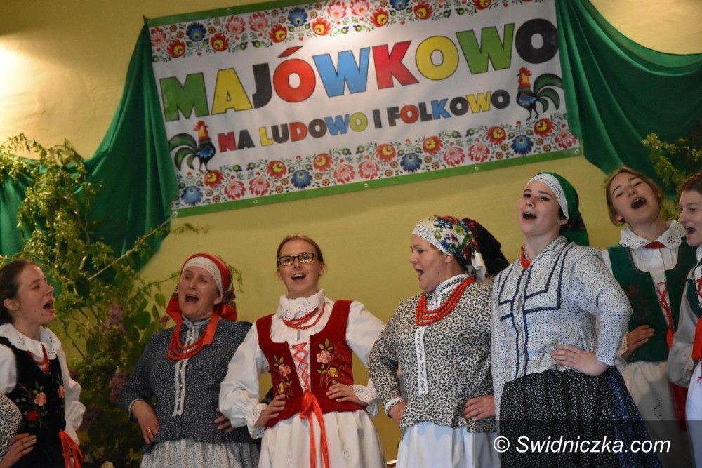 Pszenno: Majówkowo i folkowo w Pszennie