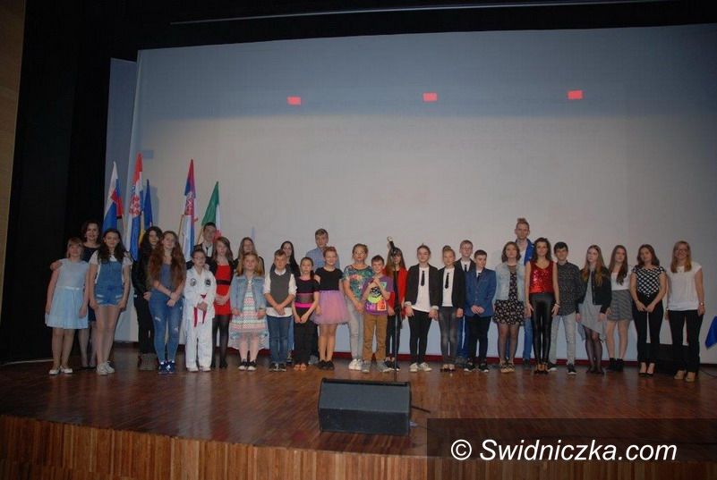 Strzegom: XIII Festiwal Piosenki Obcojęzycznej „Muzyka łączy Europę”