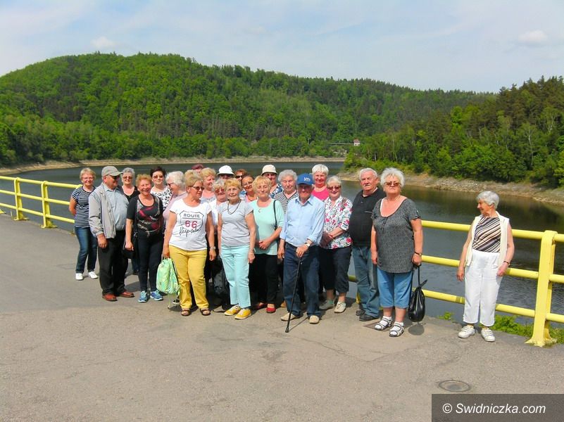 Strzegom: Spacerowali Doliną Bobru