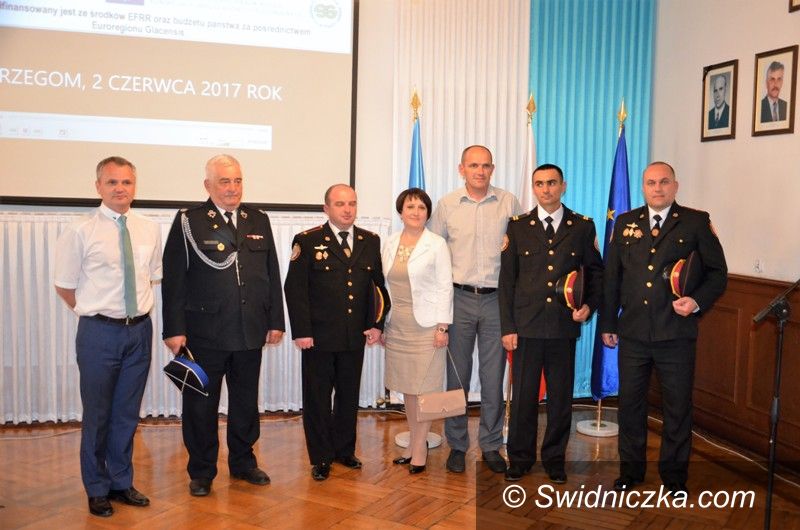 Strzegom: Współpraca strażaków na medal
