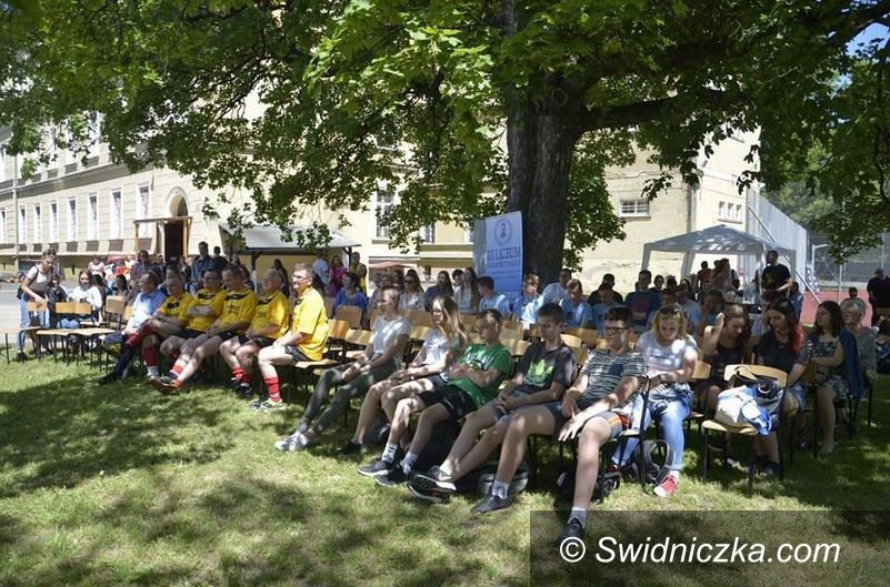 Świdnica: … bo łączy "nas Trójka"