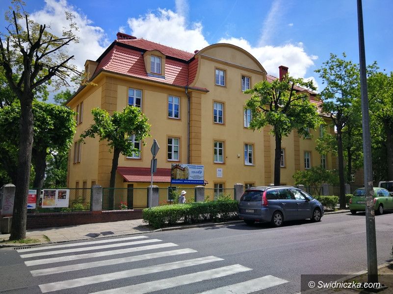 Świebodzice: Przychodnia w Świebodzicach kupi nowy rentgen