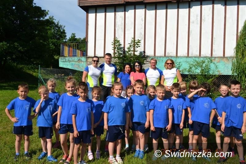 Strzegom: „Dzień sportu” w Przedszkolu nr 4 w Strzegomiu