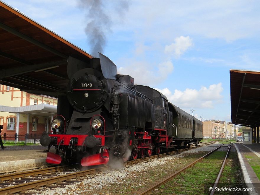 Świdnica: Przyjedź pociągiem retro i poznaj kupiecką Świdnicę