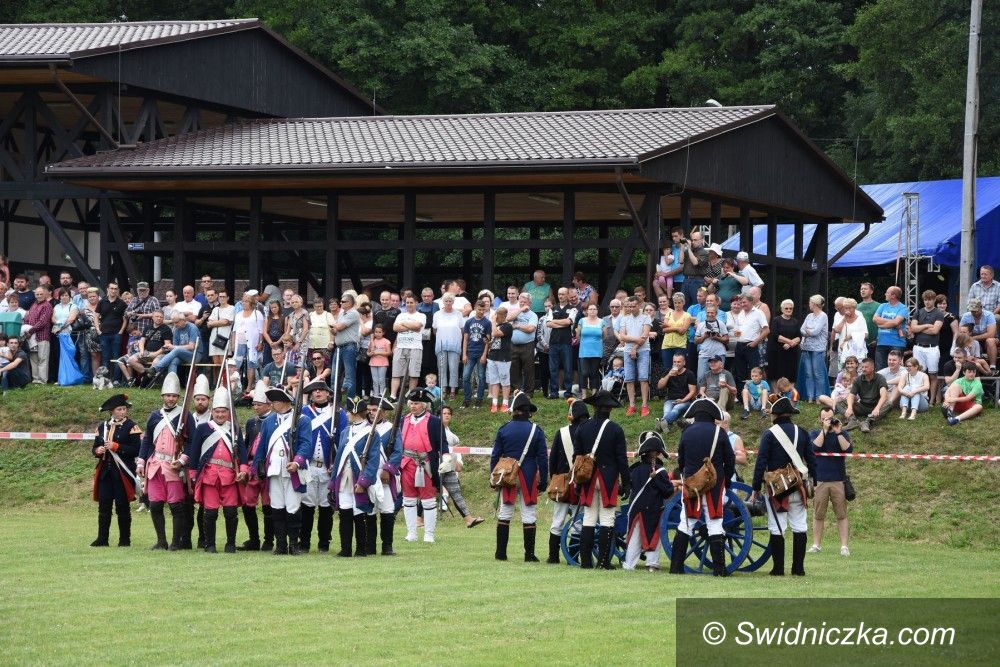Burkatów: Folklor na całego