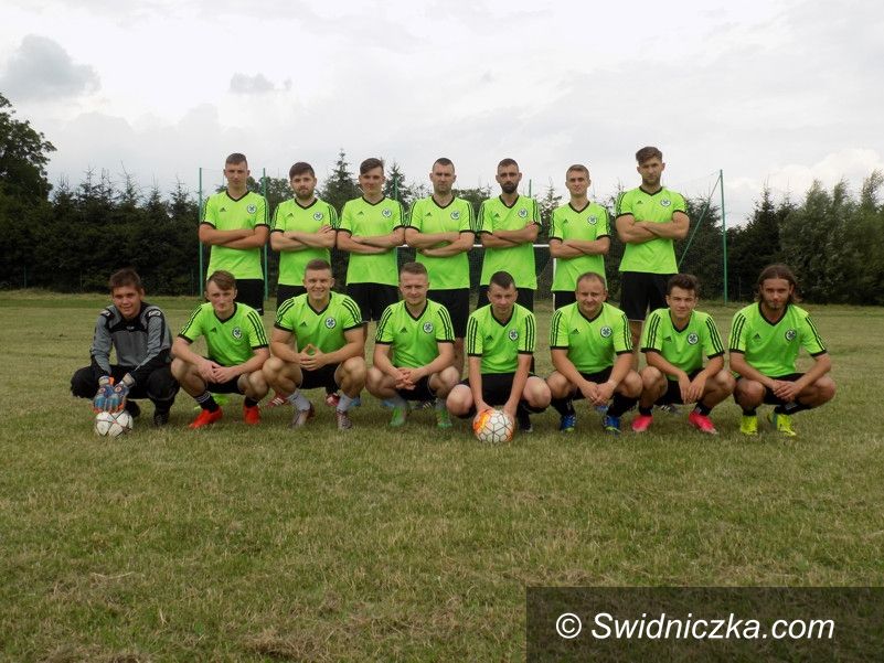 Żarów: Darbor z pucharem