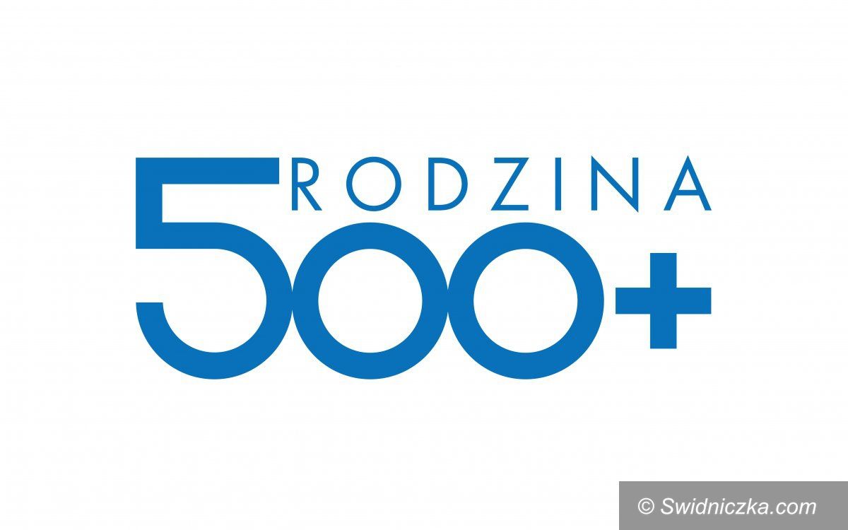 Kraj: Nowy okres świadczeniowy dla programu "Rodzina 500+