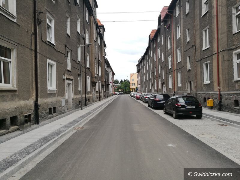Świdnica: Przy ulicy Siennej zniknęły piece węglowe